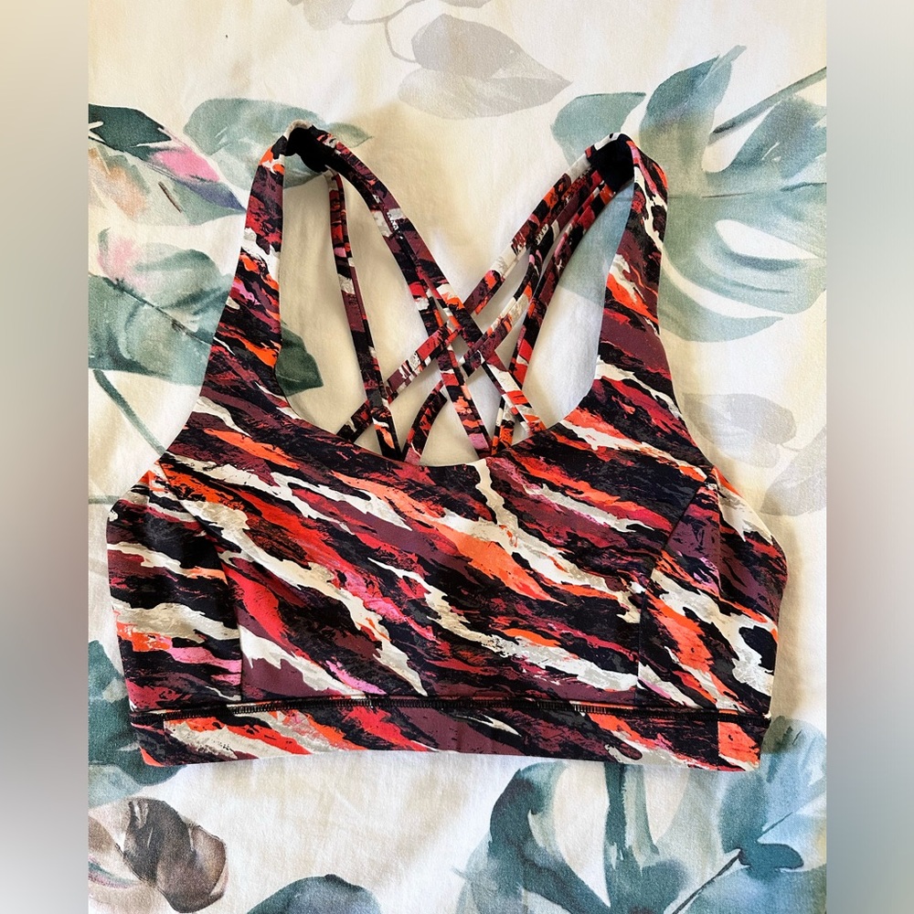 Lululemon Free to Be Serene Bra, Light Support C/D Cup, Size 4